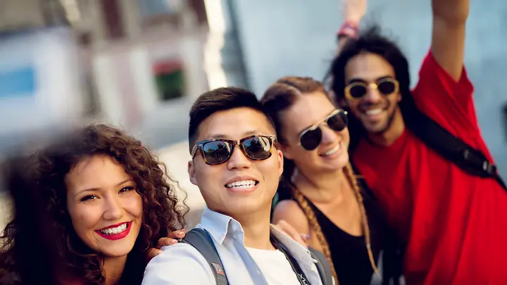 Travel insurance foreign guest groups